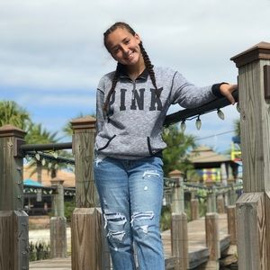 Meet your Posher, Chloe